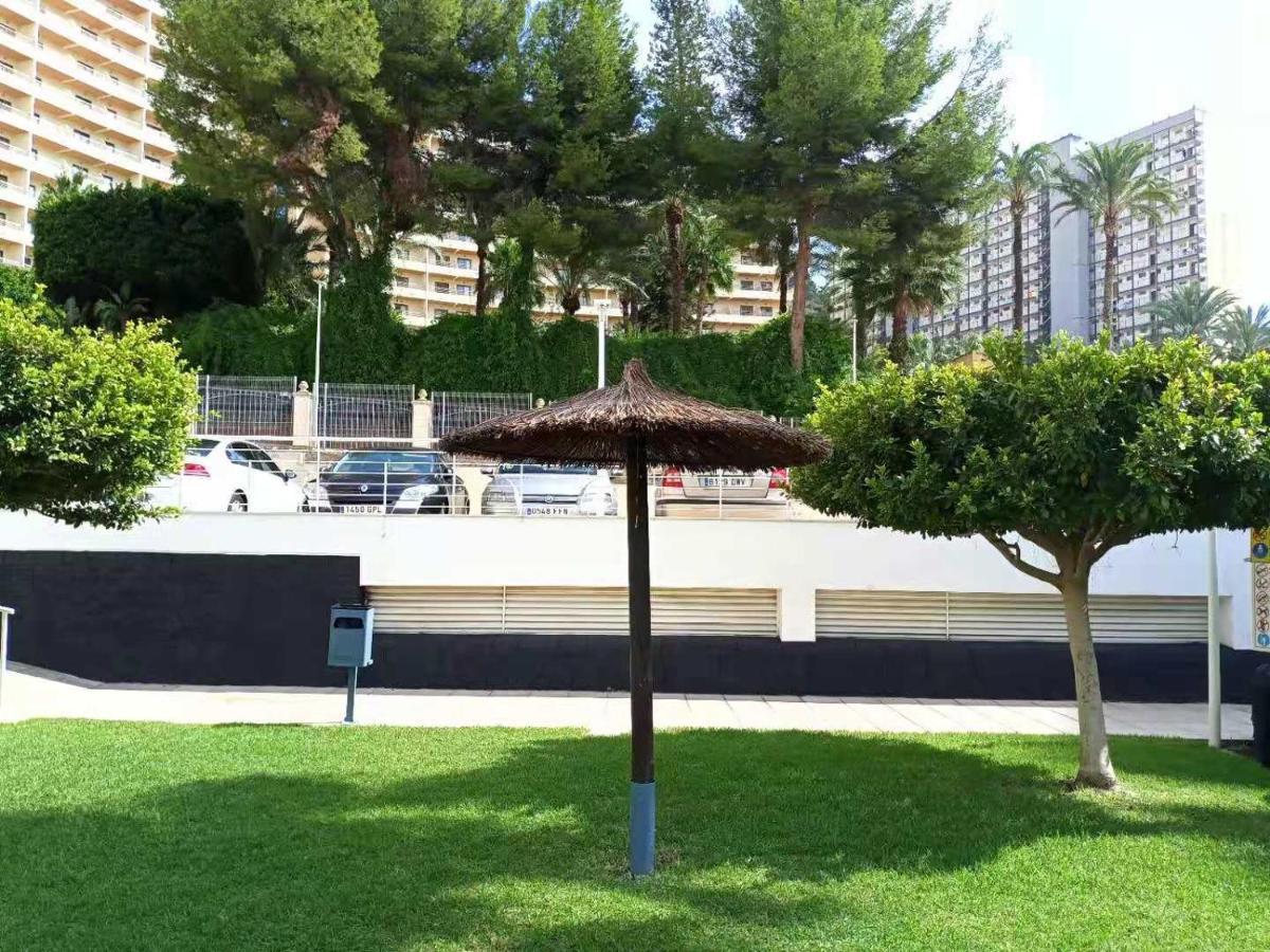Holiday Apartment Torres Montecarlo Benidorm Exteriör bild