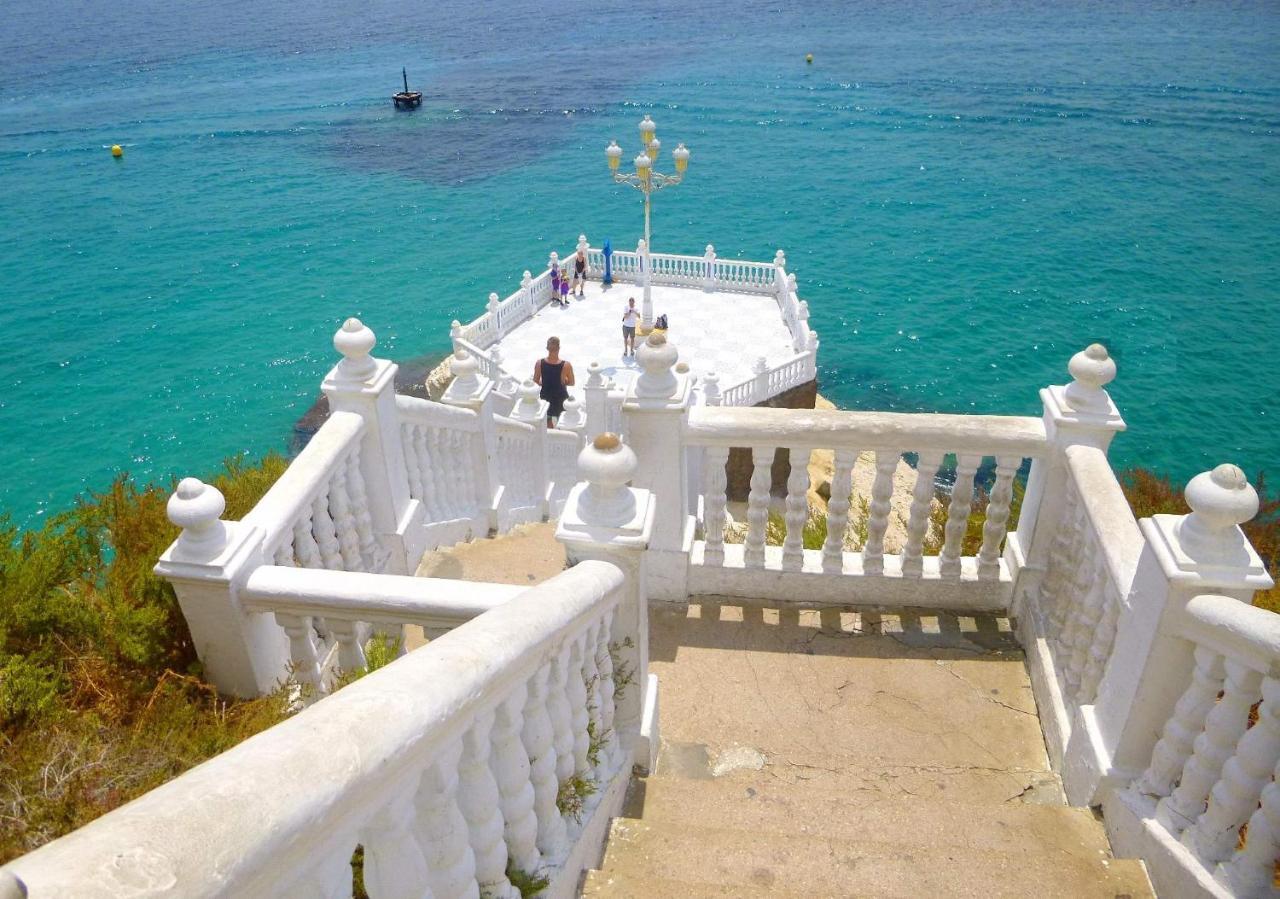Holiday Apartment Torres Montecarlo Benidorm Exteriör bild
