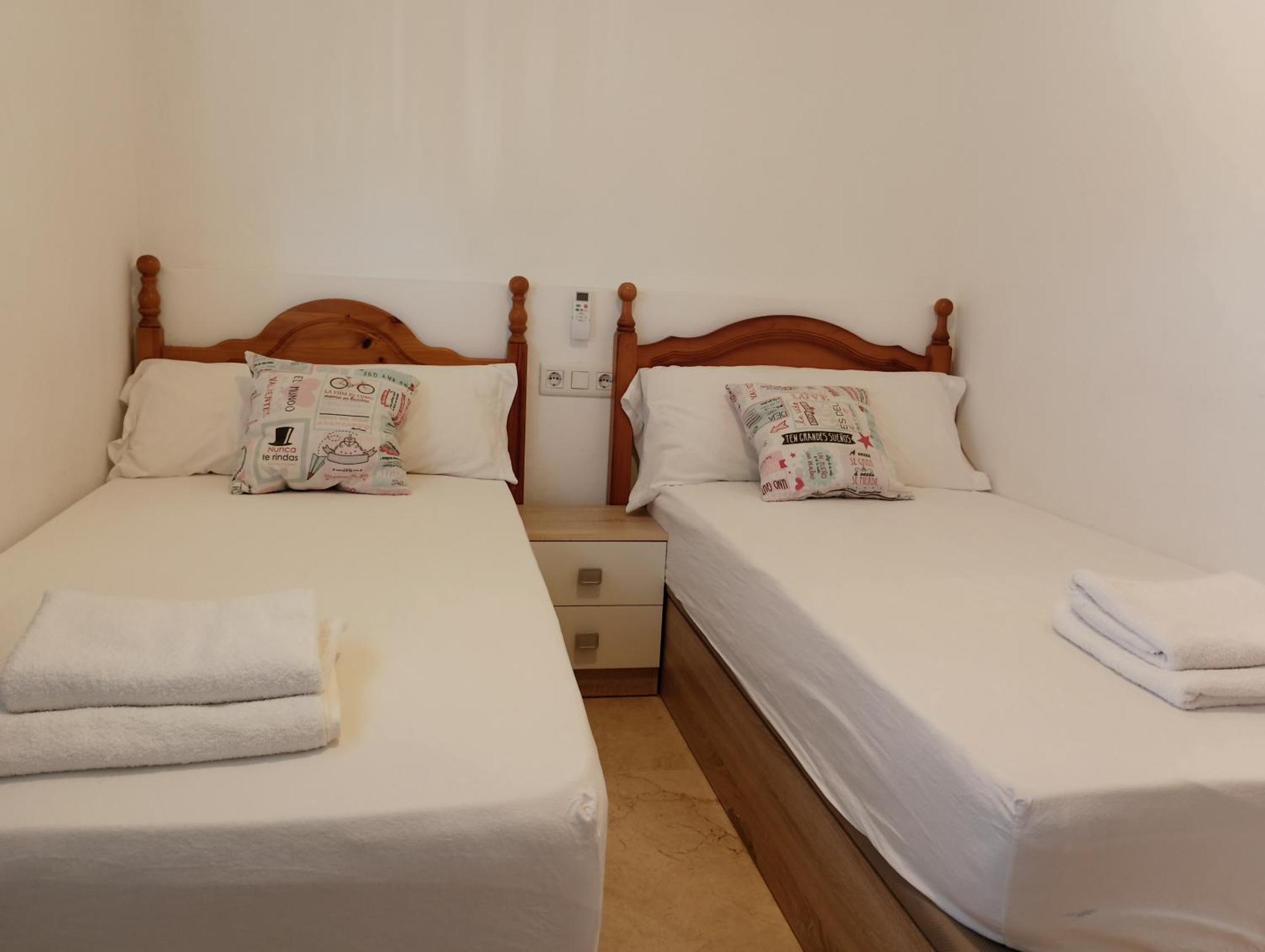 Holiday Apartment Torres Montecarlo Benidorm Exteriör bild